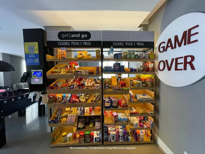 Mini market autônomo dentro do Living Welcome Taquaral